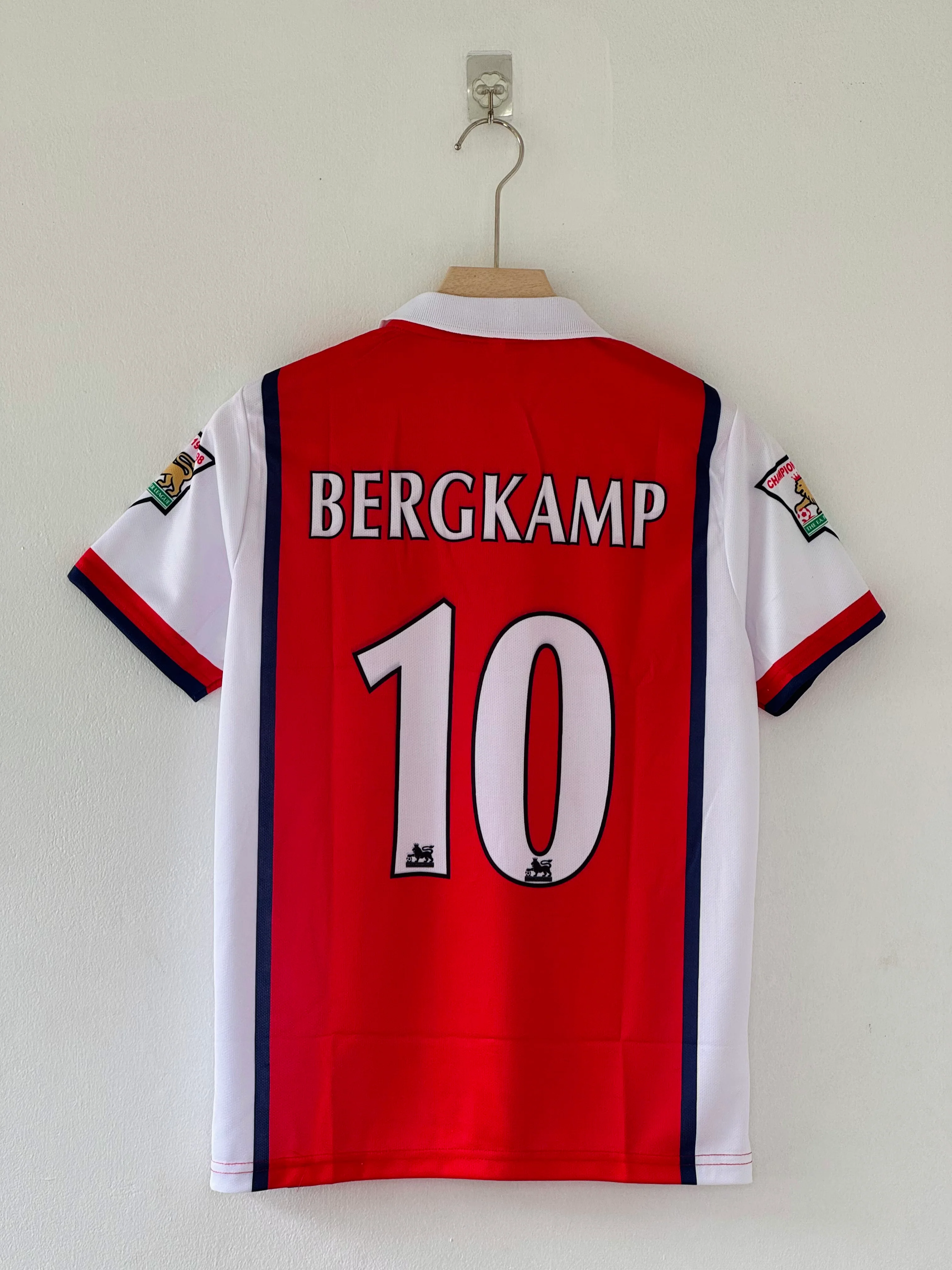 1998-99 Arsenal Home Jersey - Bergkamp Edition - Image 3
