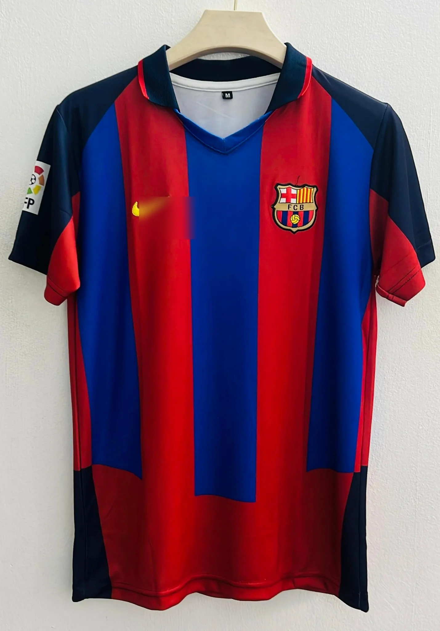 2003-04 Barcelona Home Jersey - Ronaldinho Magic Edition - Image 2