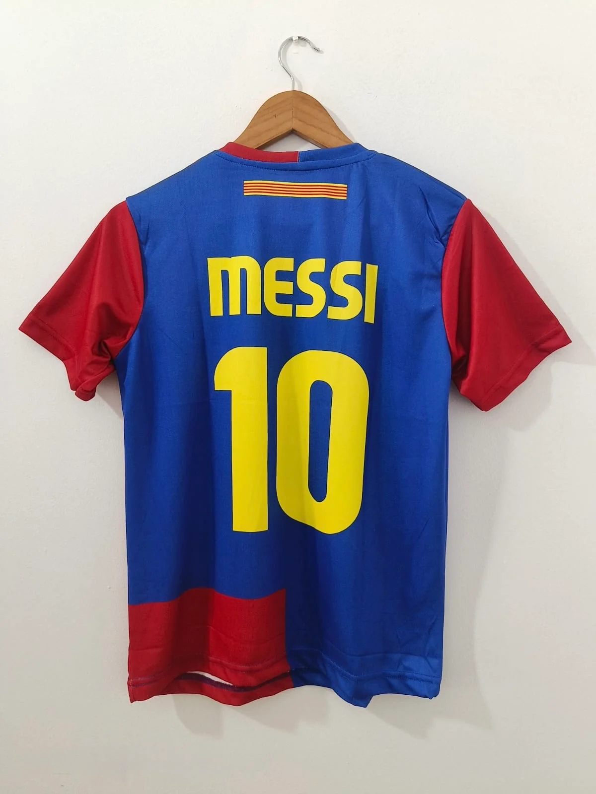 2009 Barcelona Home Jersey - Messi Edition embroidery - Image 4