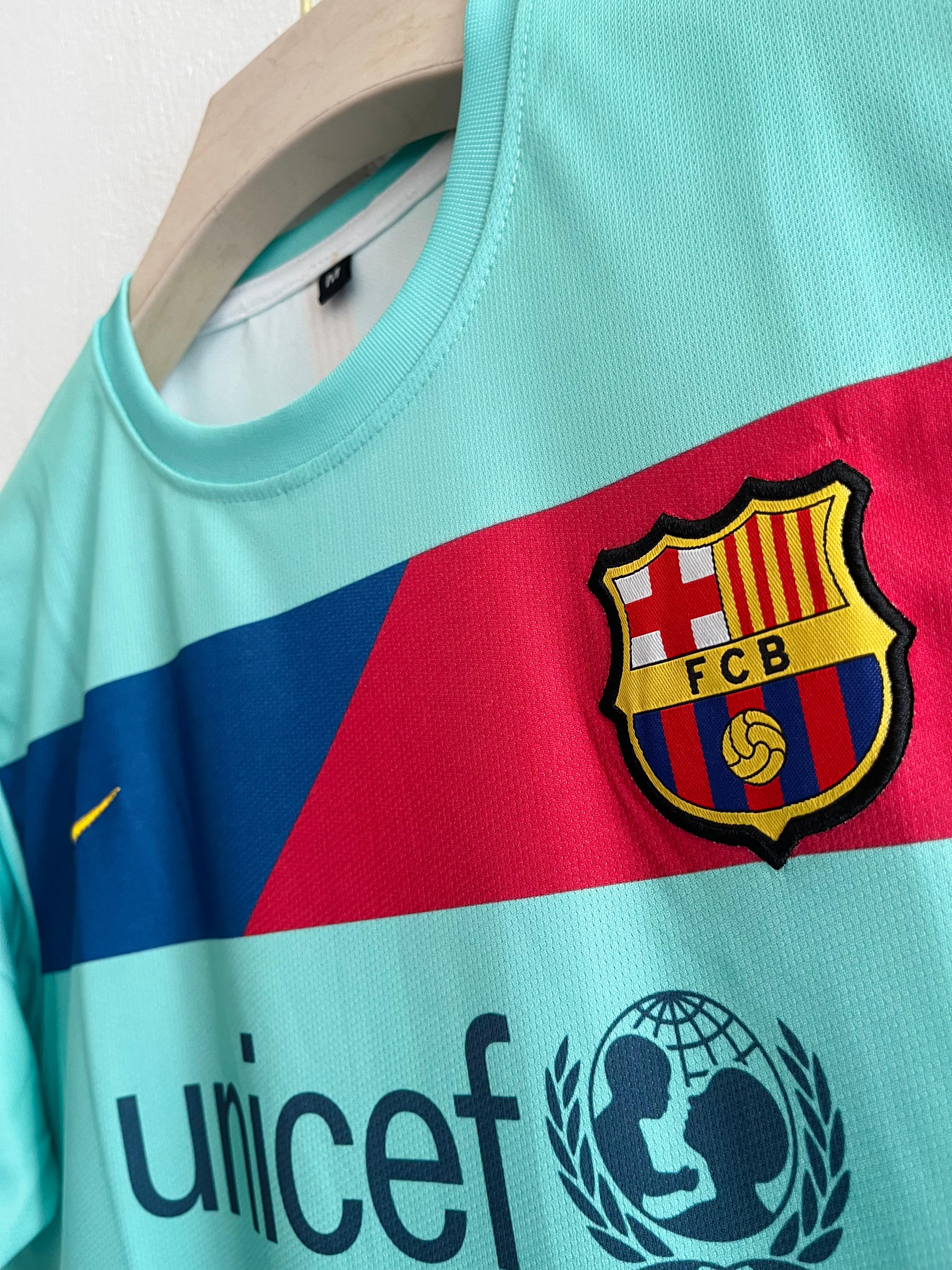 2010-11 Barcelona Away Jersey - Lionel Messi Embroidery Edition - Image 4
