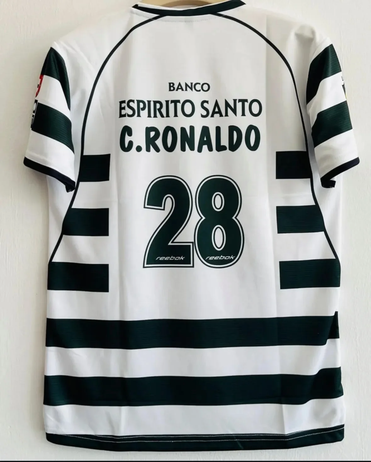 2002-03 Sporting Lisbon Home Kit Cristiano Ronaldo Version Embroidery - A Legend’s Beginnings - Image 3