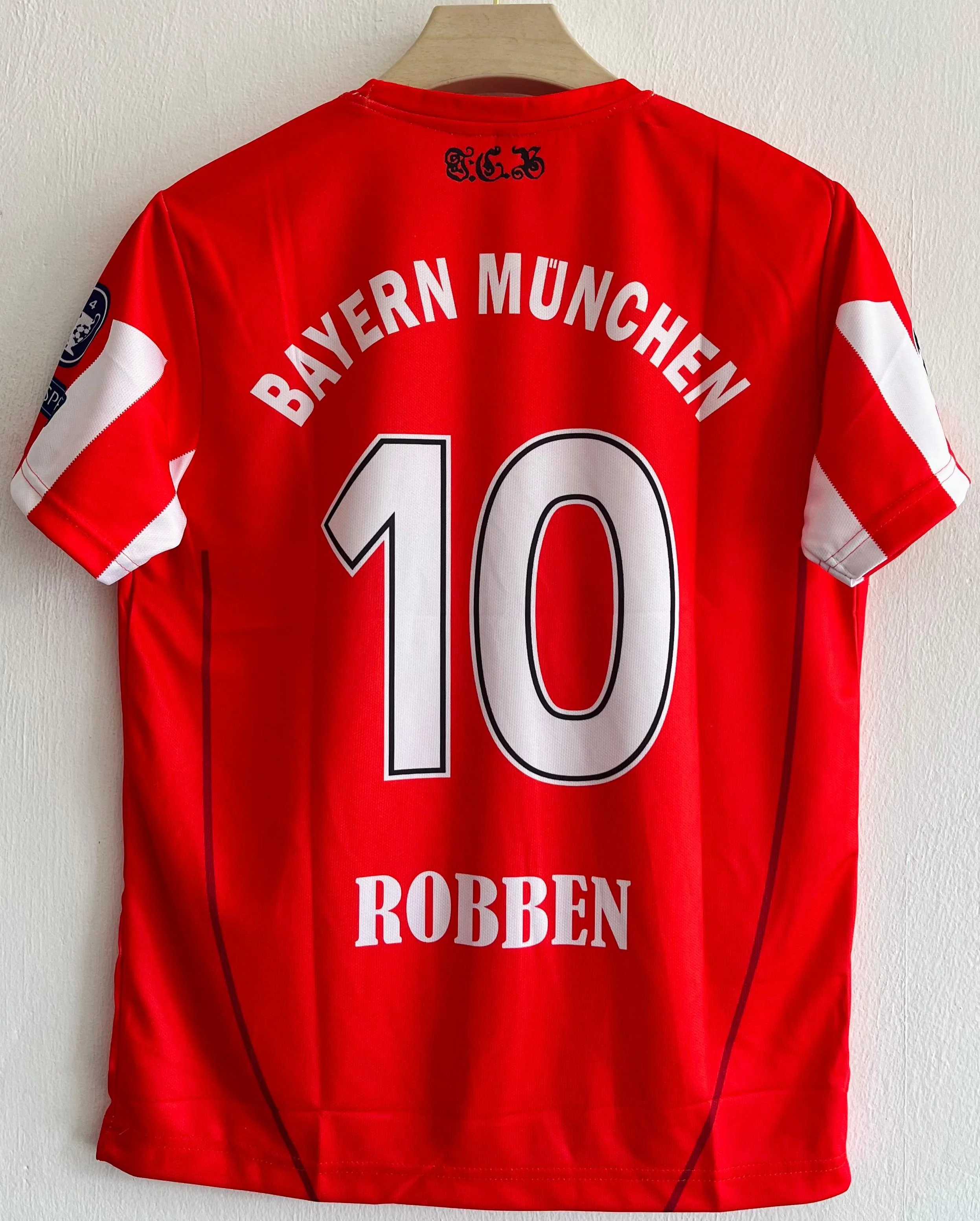2010-11 Bayern Munich Home Jersey - Robben Edition - Image 2