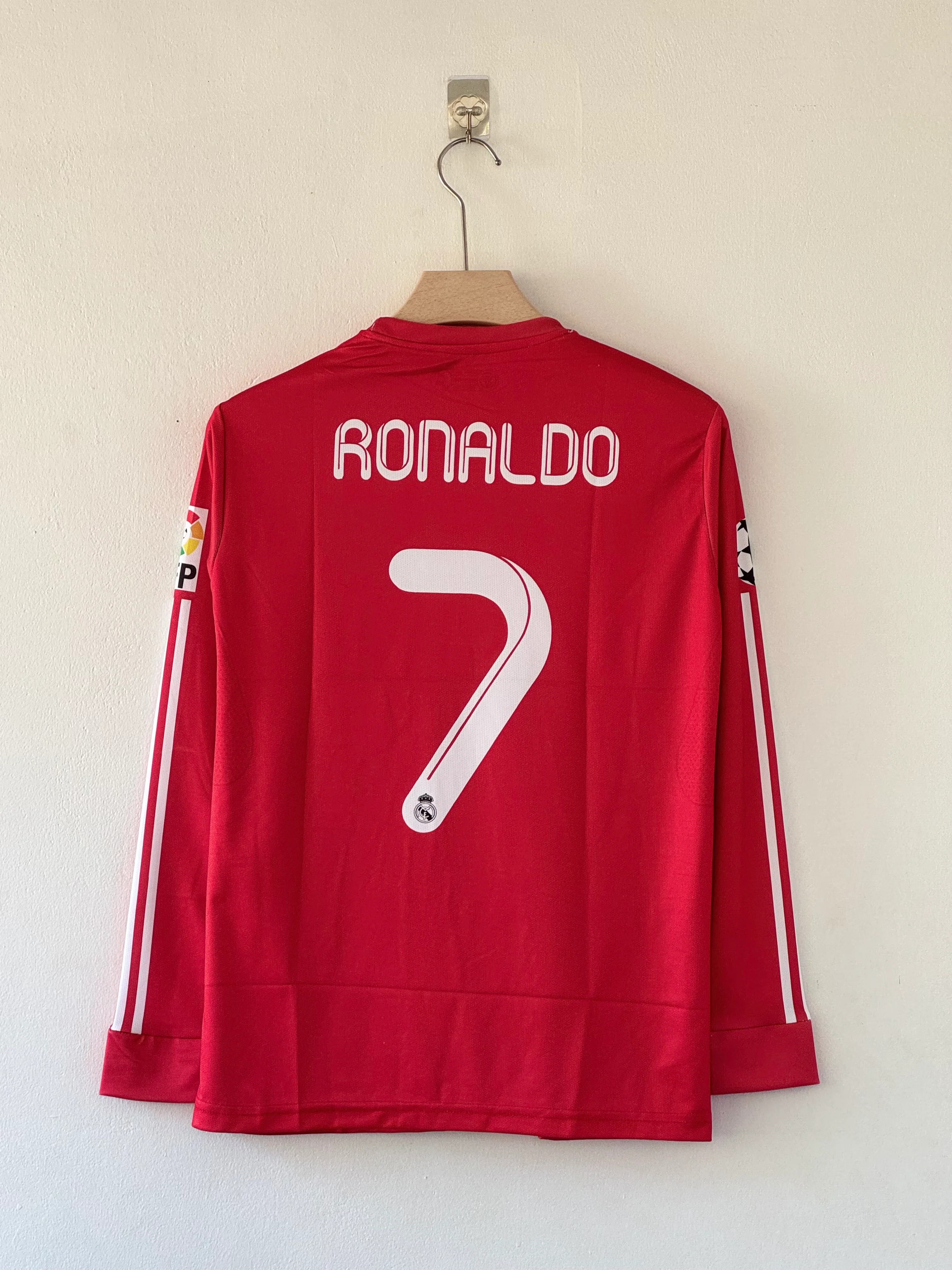 Champions in  — Real Madrid 2011/12 Third Kit(red) - Image 4