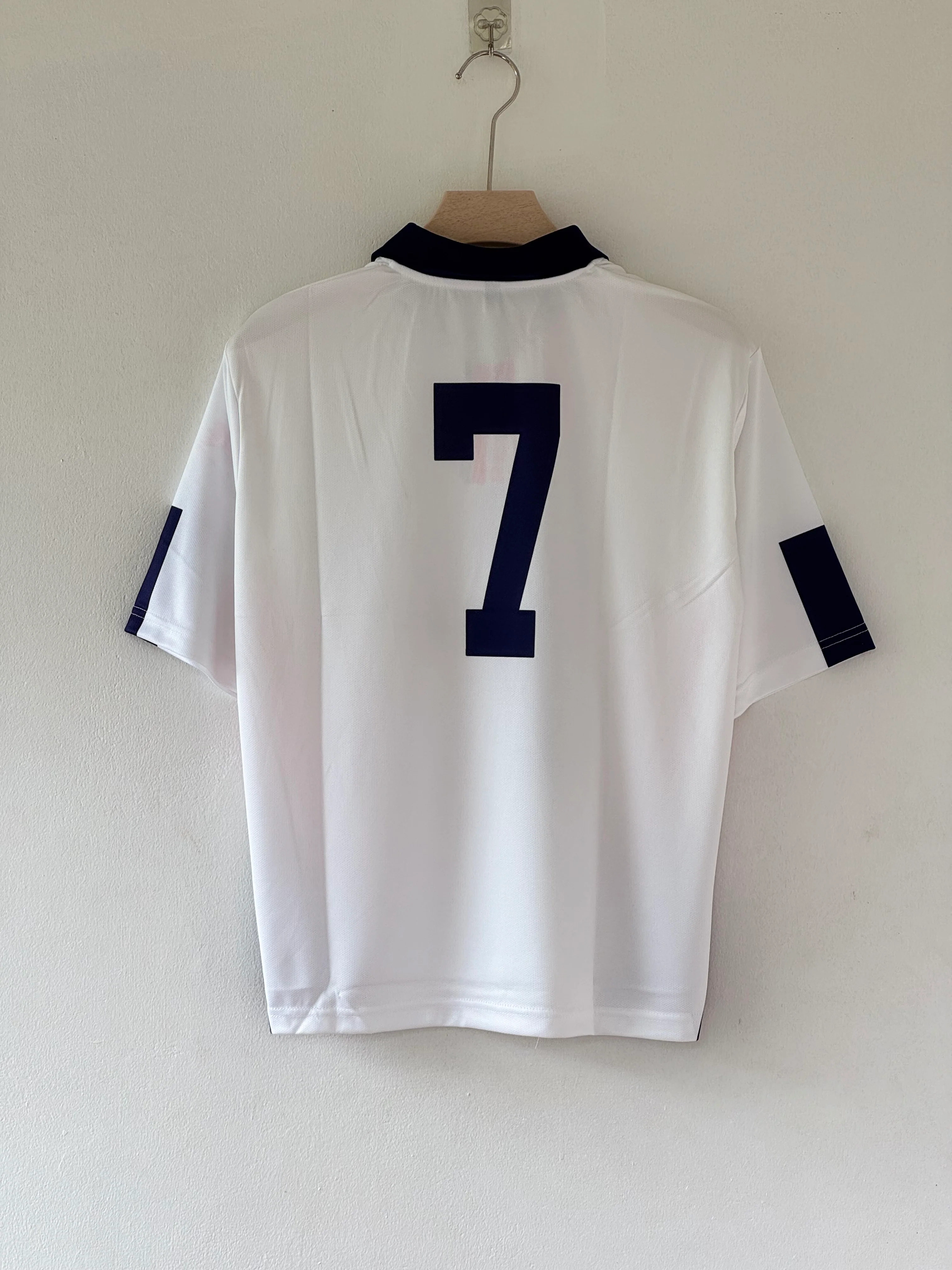 For the Lions Faithful – England Five Sleeve Retro Edition - Image 4
