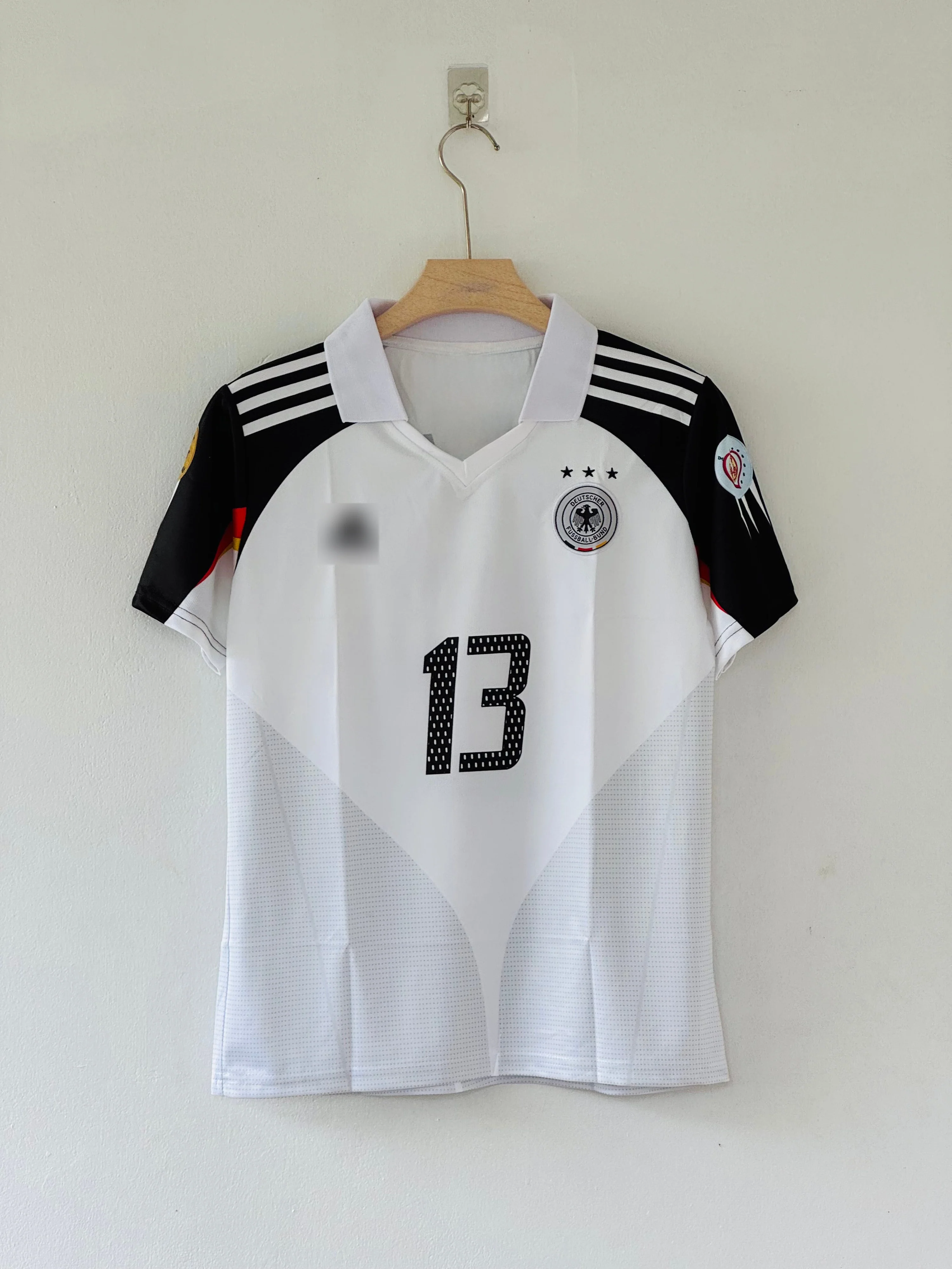 Leadership & Power – Germany 2004/05 Home Kit (Michael Ballack Edition) - Image 2