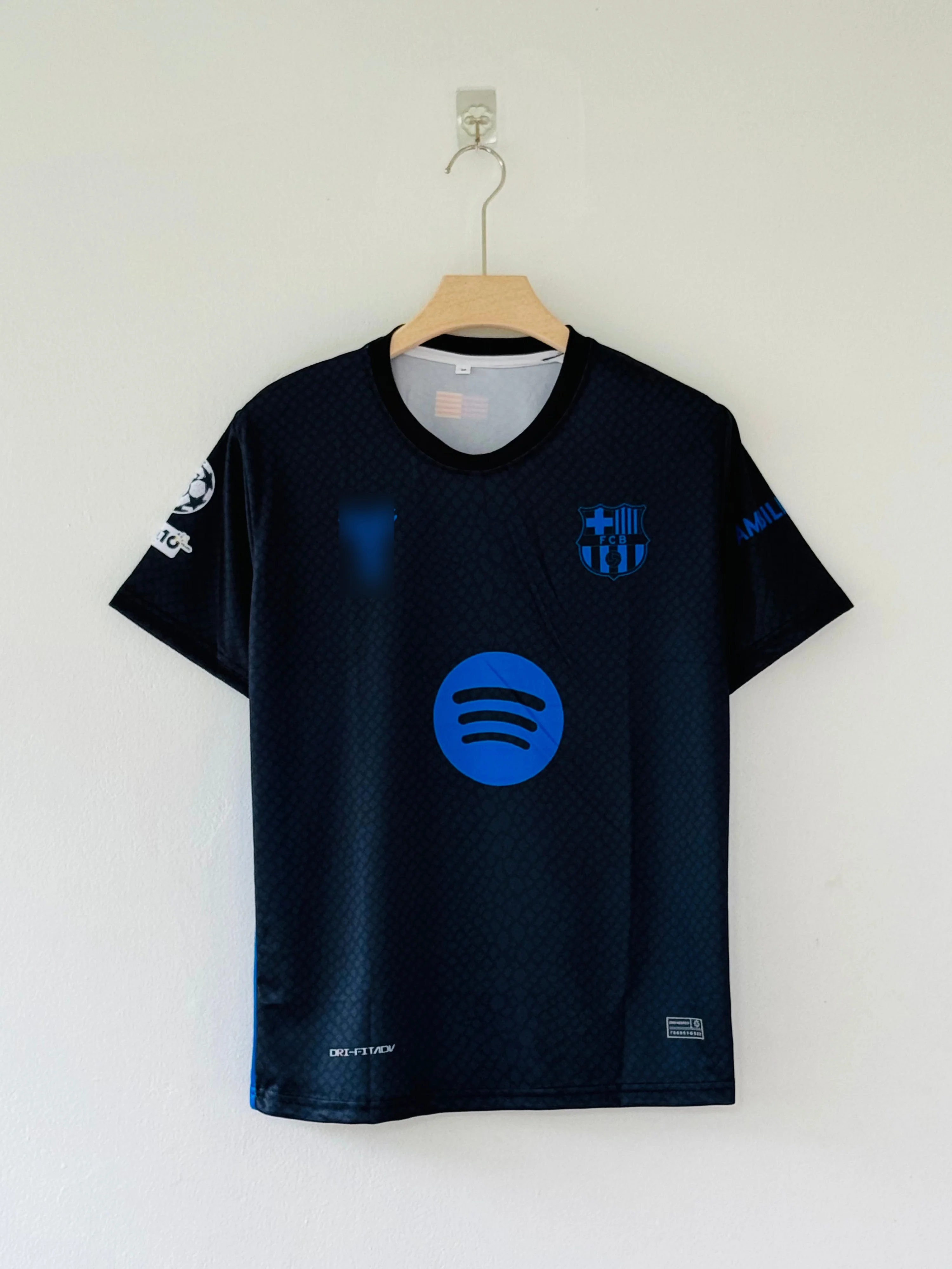 Mamba Mentality Meets Blaugrana – Barcelona x Kobe Bryant 2025/26 Pre-Match Away Jersey Embroidery - Image 2