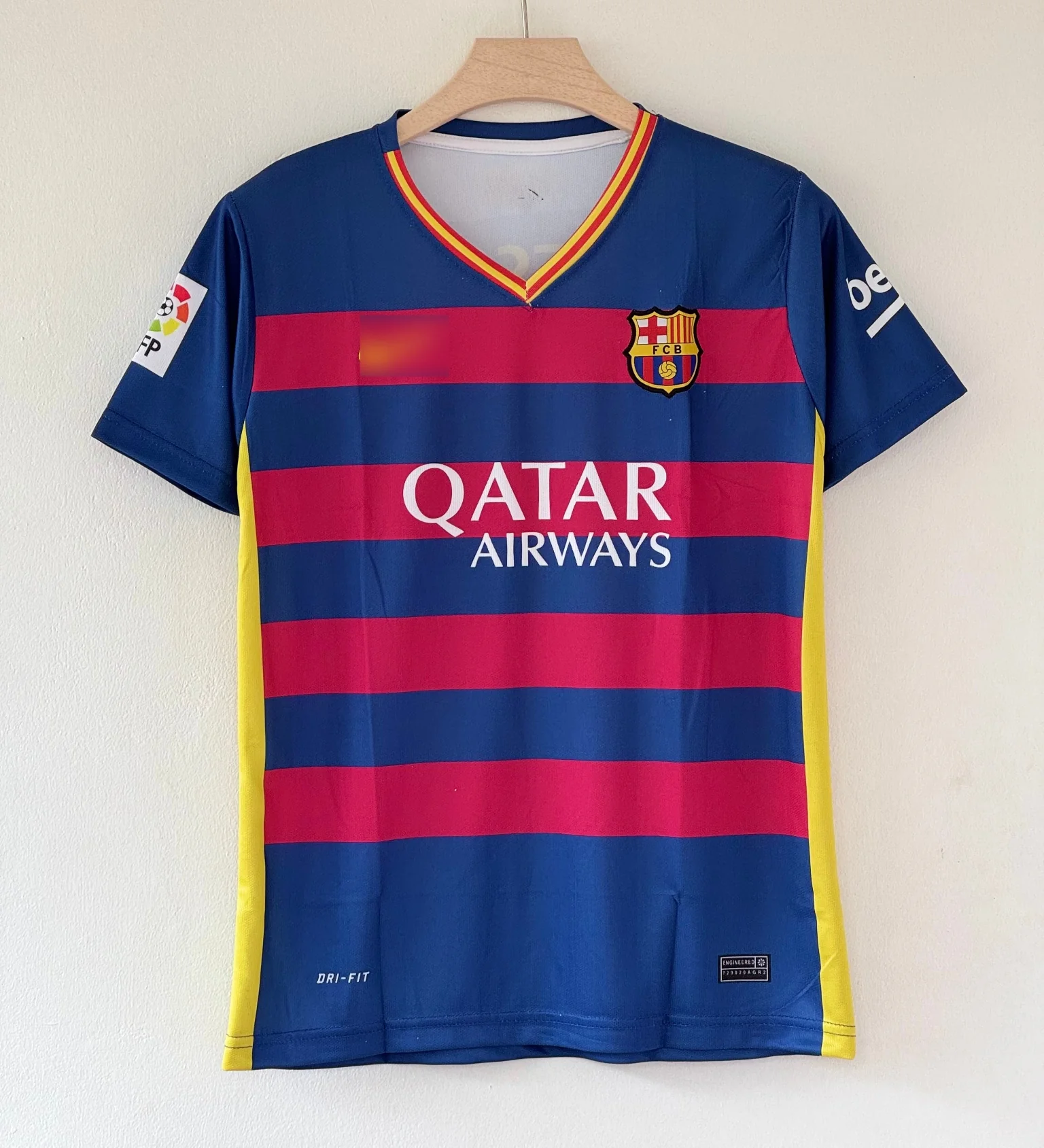 Relive Messi Magic with the 2015-16 Barcelona Home Jersey - Image 2