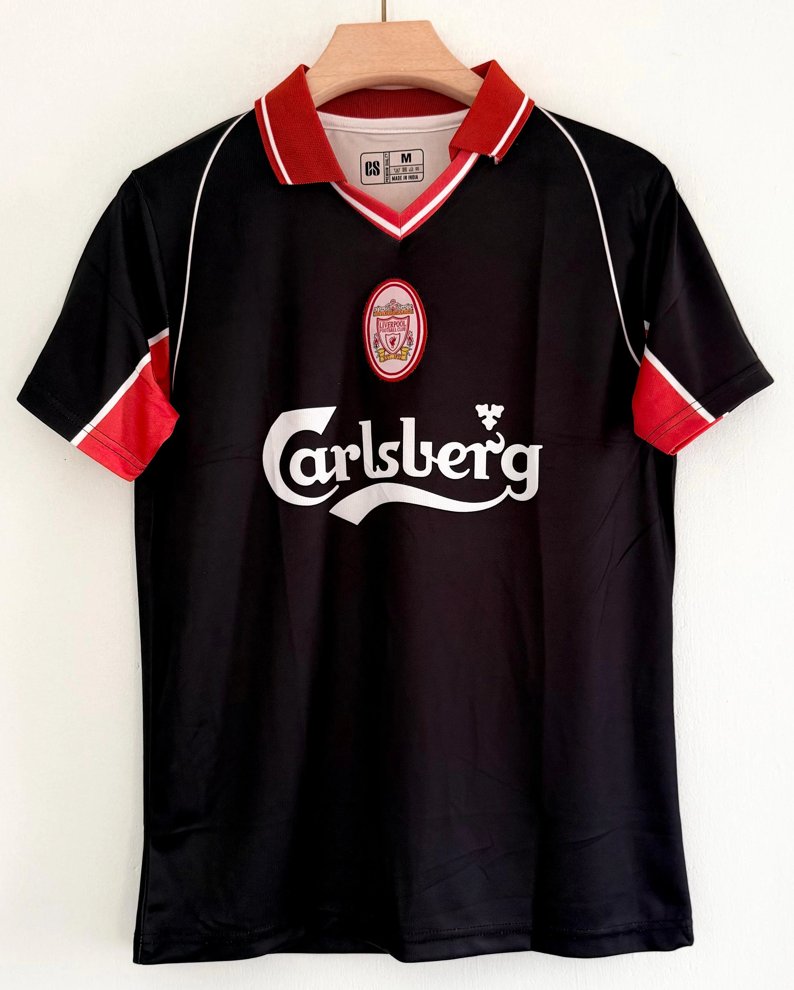 Train Like the Reds – Liverpool 2002 Training Kit - Image 2