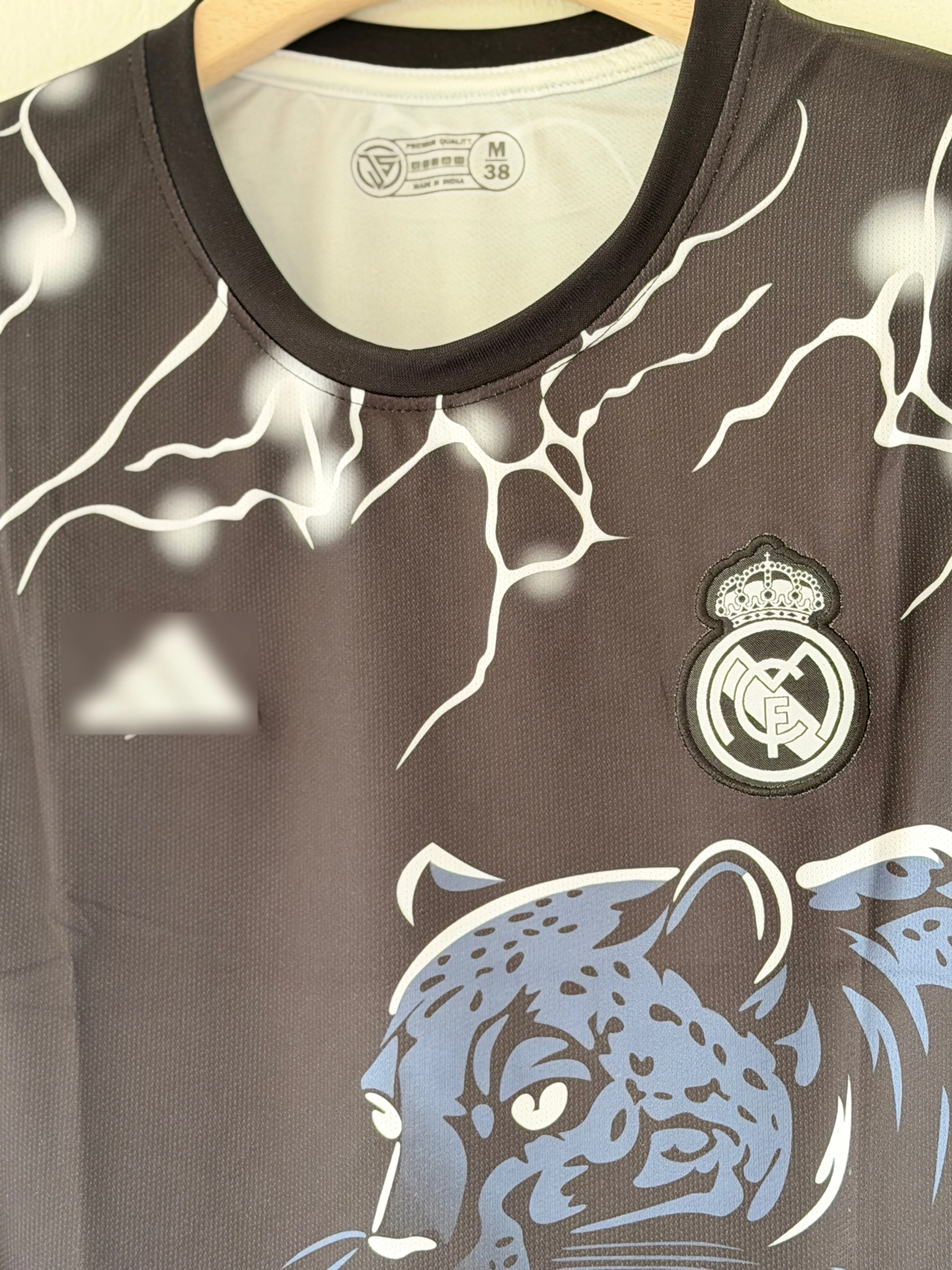 Wakanda Power — Real Madrid “Black Panther” Special Edition Sleeveless Training Jersey - Image 3